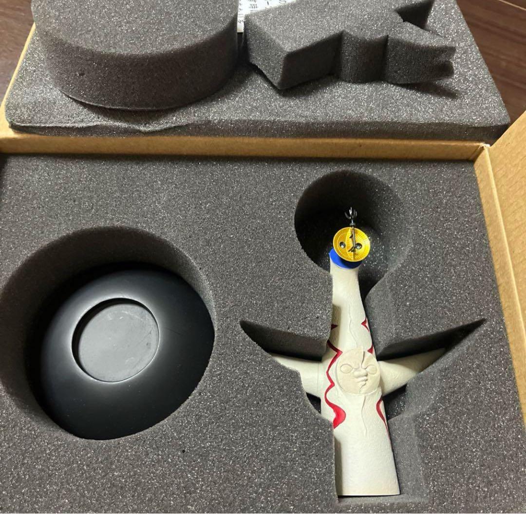 【貴重な初版】岡本太郎　生誕100年特別記念　太陽の塔　1/500