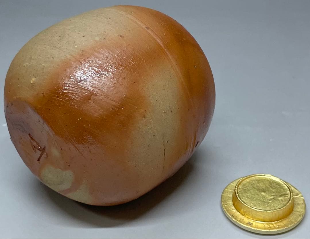 県指定重要無形文化財　山本雄一　備前茶入　共箱(四方桟盛蓋) 共布　栞　y2