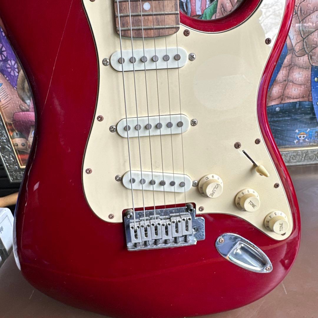 Squier Stratocaster スタンダードシリーズ
