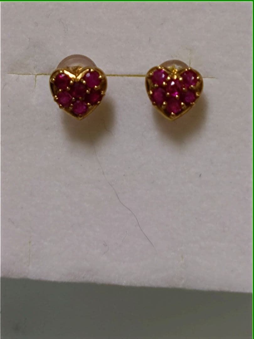 ハート型ピンクストーンスタッドピアスK１８金
