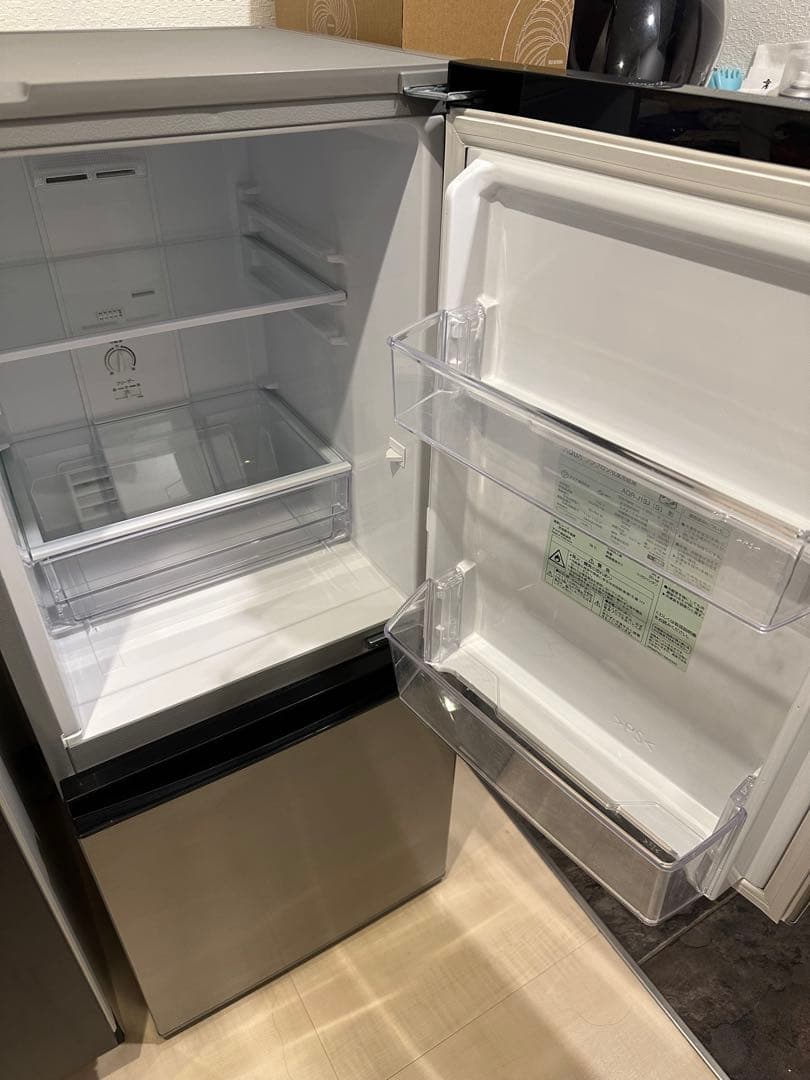 AQUA 2ドア冷蔵庫 シルバー　1人暮らしおすすめ　126L