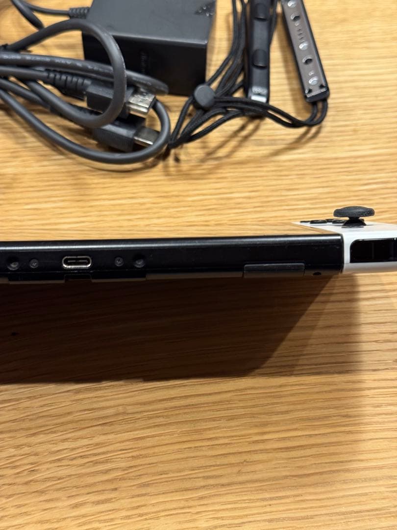 Nintendo Switch　【ジャンク品】　（HAC-S-KAAAA）JPN