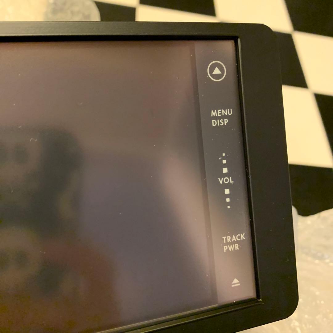 トヨタ純正ナビ7インチ　voxy 70