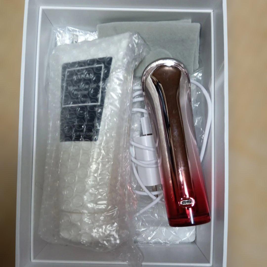 〈使用済み〉〈値引き交渉可〉YA-MAN 家庭用美顔器 ブルーム レッド S10