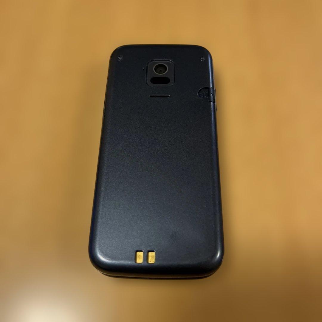ドコモ　F-01M ガラケー　らくらくホン ブラック 純正充電器付き　美品