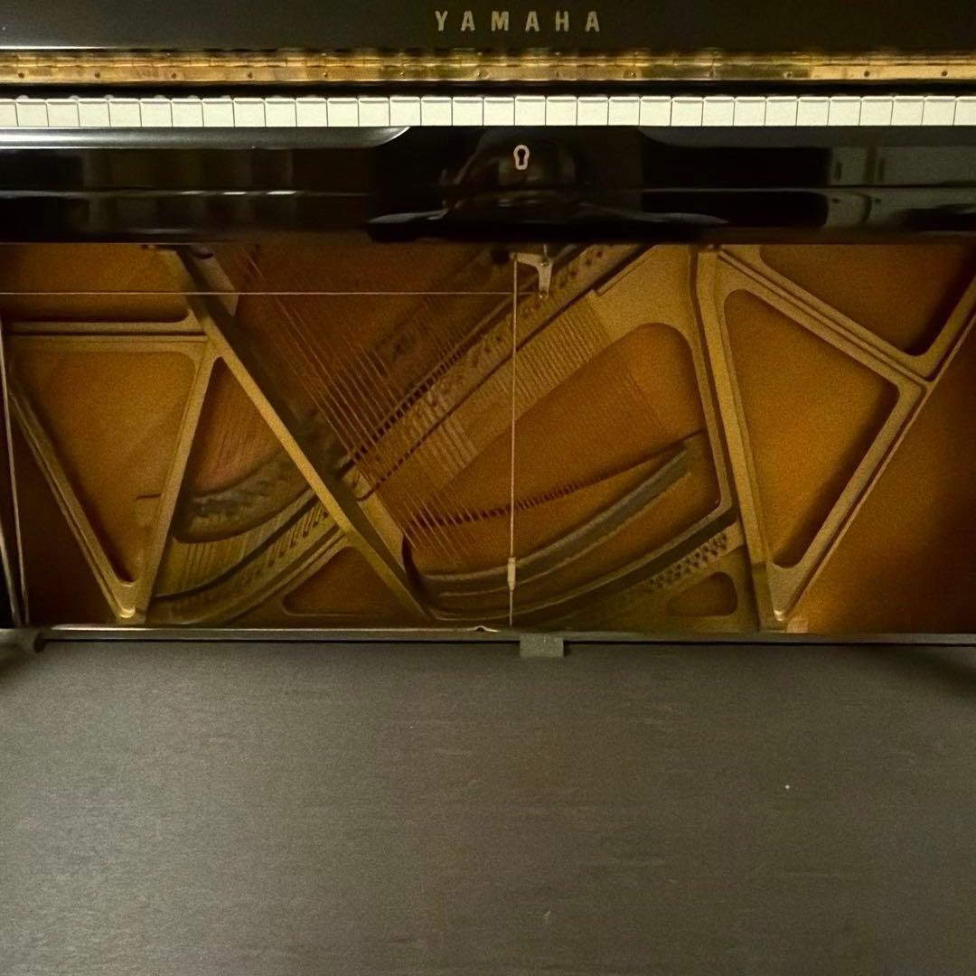 Dora　ヤマハ　アップライト　ピアノ　ＵＸ-1 X支柱