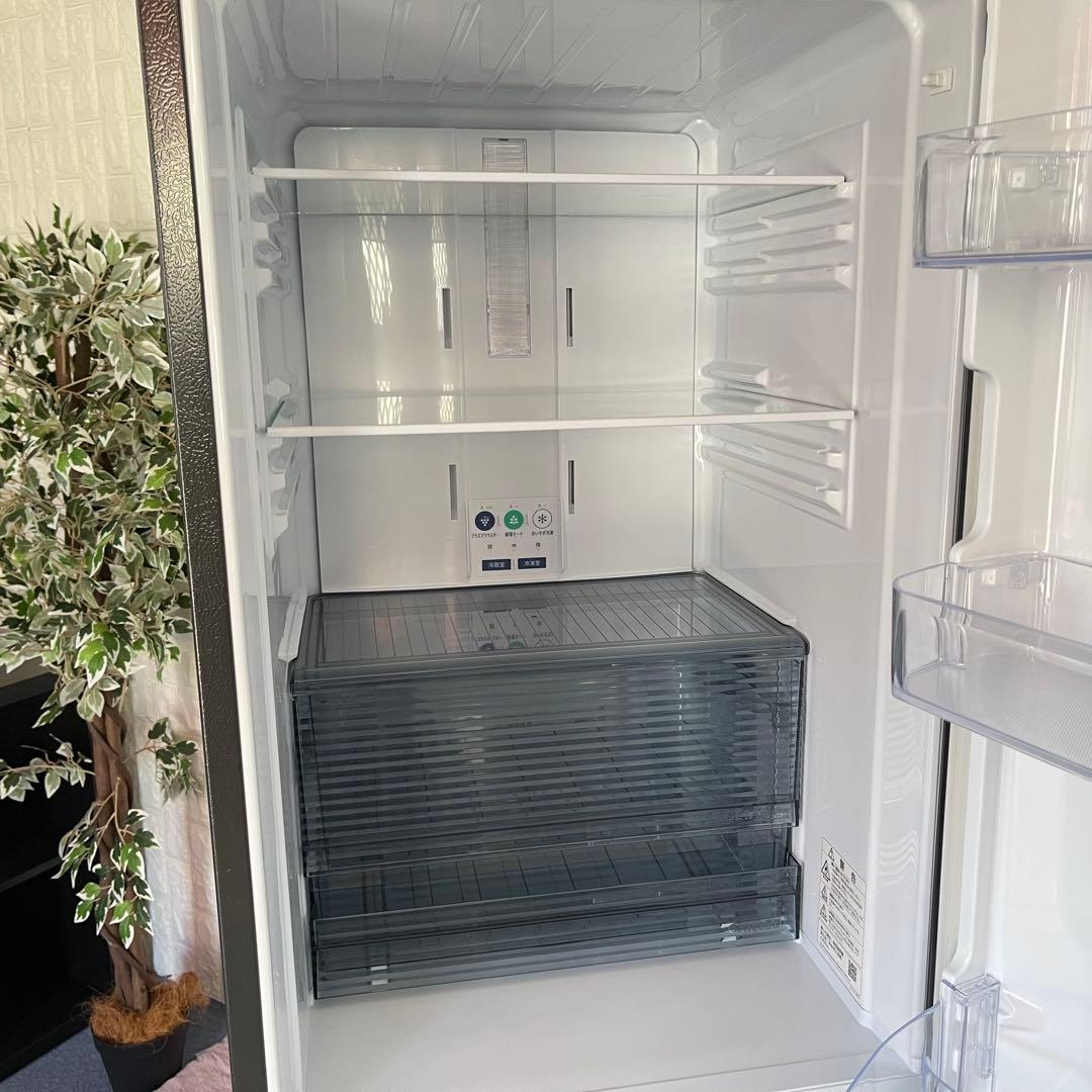 よよ ✨設置まで❗️シャープ　冷蔵庫　SJ-PD31H-B 美品