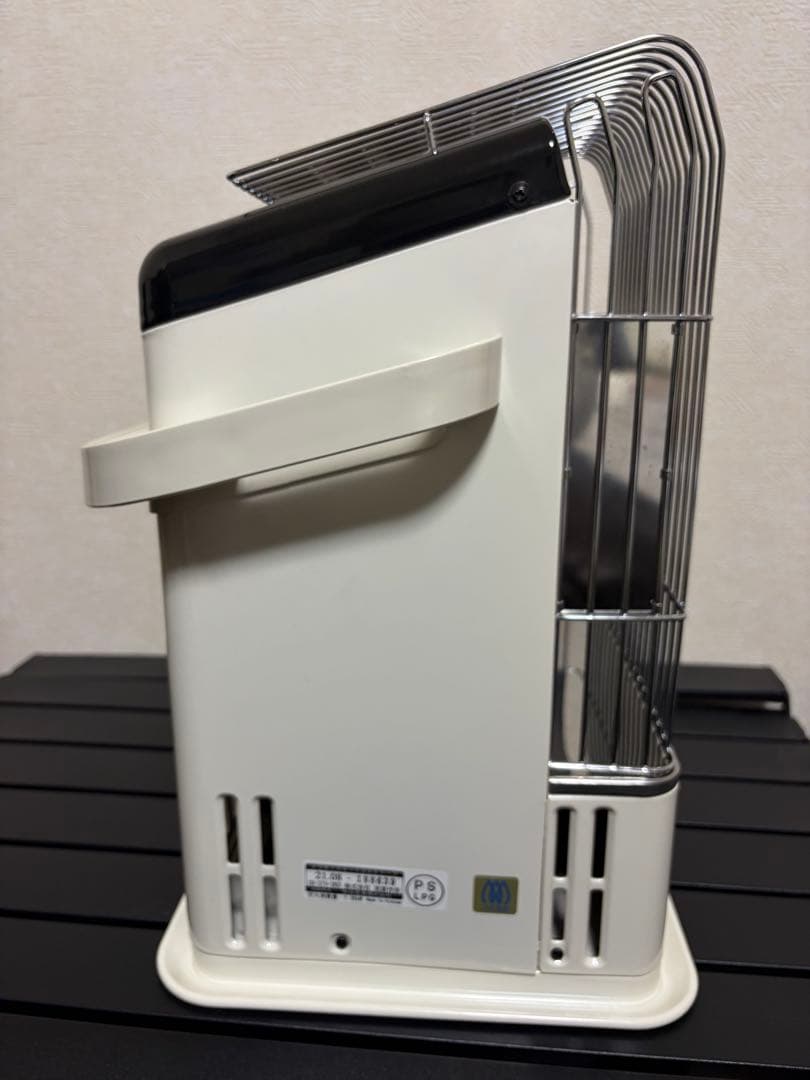 Iwatani カセットガス ストーブ デカ暖 ホワイト CB-STV-DKD