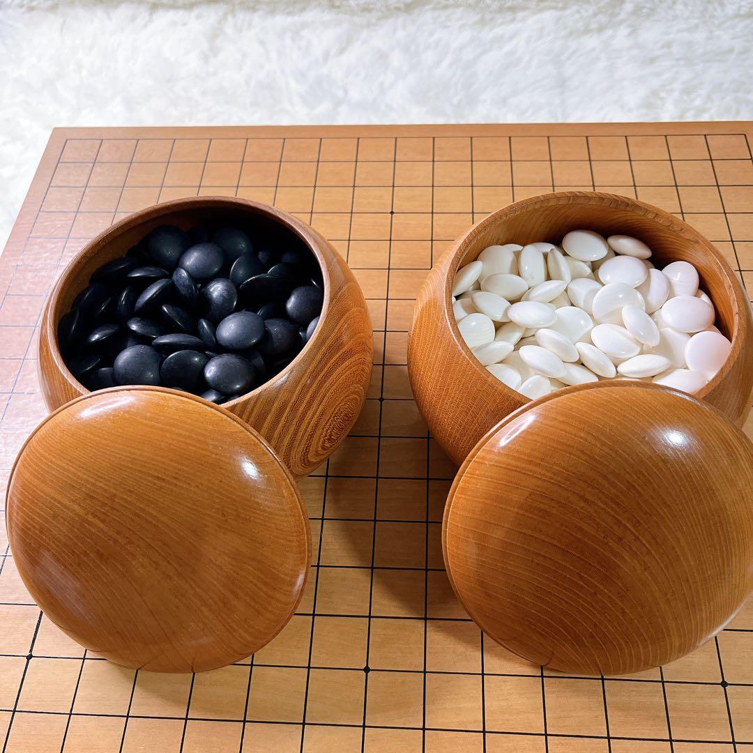 高級　囲碁盤 脚付き へそ有り 碁石・碁筒セット　厚さ 174ミリ 約5.6寸