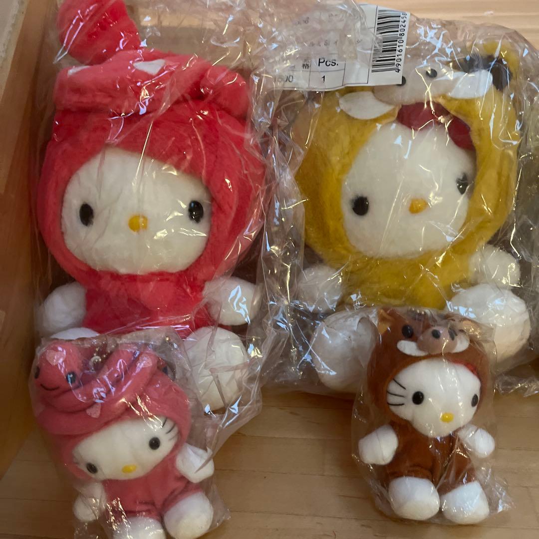 ハローキティ　12支ぬいぐるみ　2000年