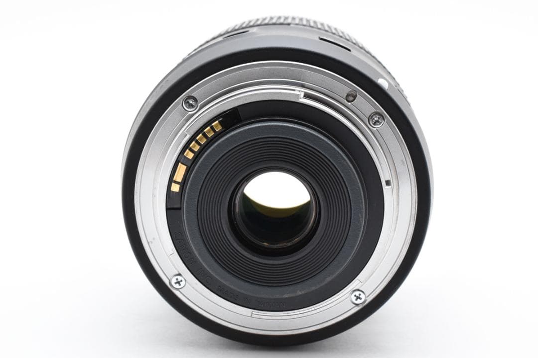 レンズ(ズーム) CANON EF-S 18-135mm F3.5-5.6 IS USM