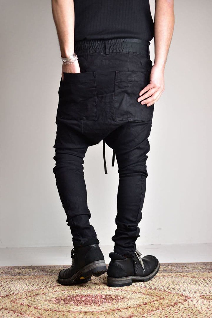 アーティファクトartefact黒サルエルパンツ