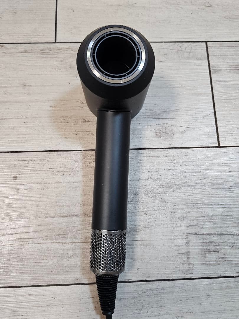 年始限定価格保証付き　ダイソン　メンテナンス済み　dyson hd08　ブラック