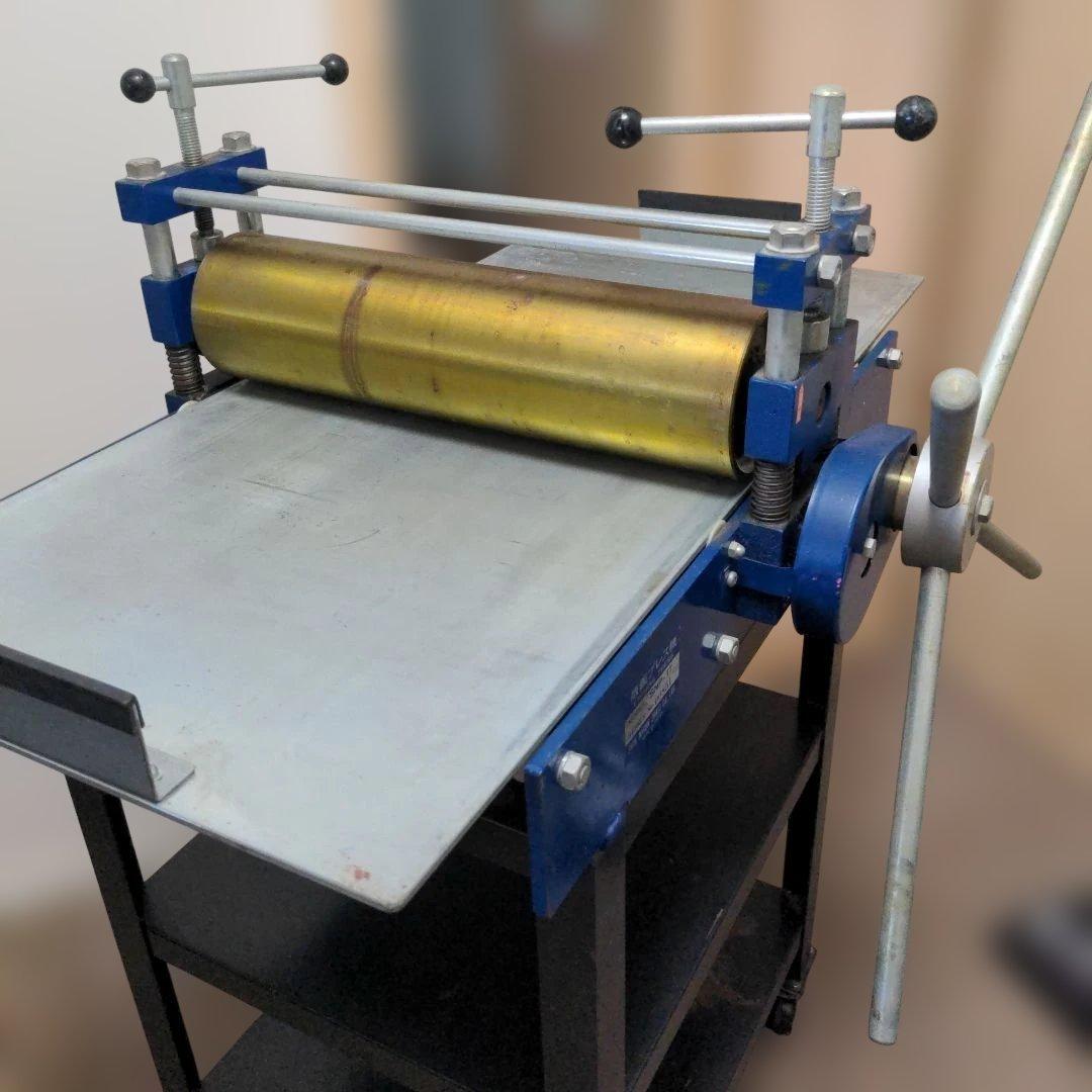 銅版画プレス機 新日本造形 SNP-17 プレス台付き ローラー幅45cm