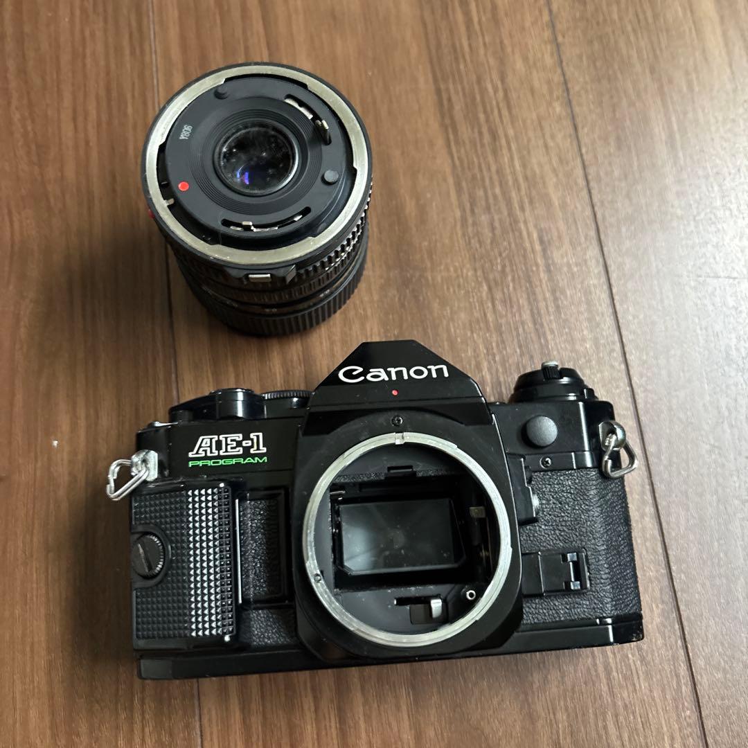 Canon AE-1 フィルム一眼レフカメラ　ストロボ　ナショナル