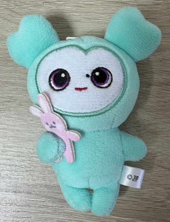 る*あ様 twice ミブリー　ミナ　バッグチャーム