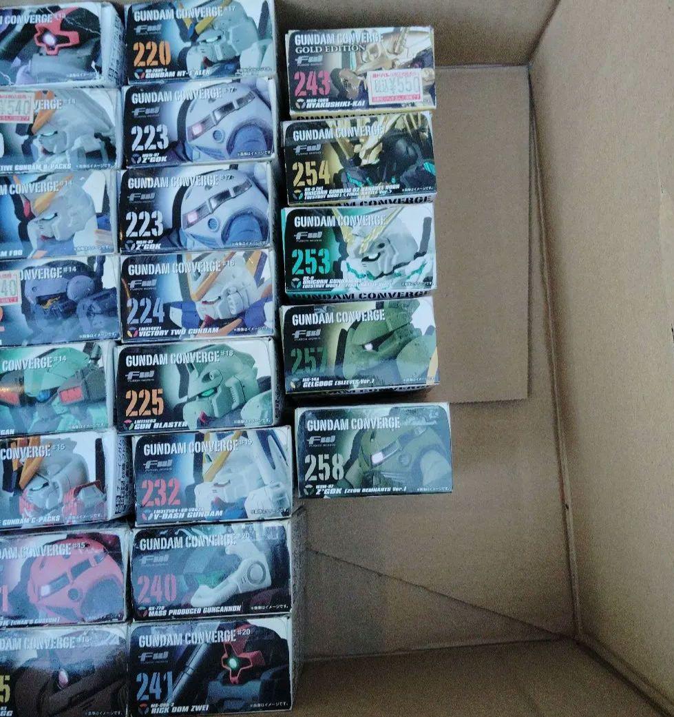 バンダイ ガンダムコンバージ 多数45個まとめ売り バラ売り不可