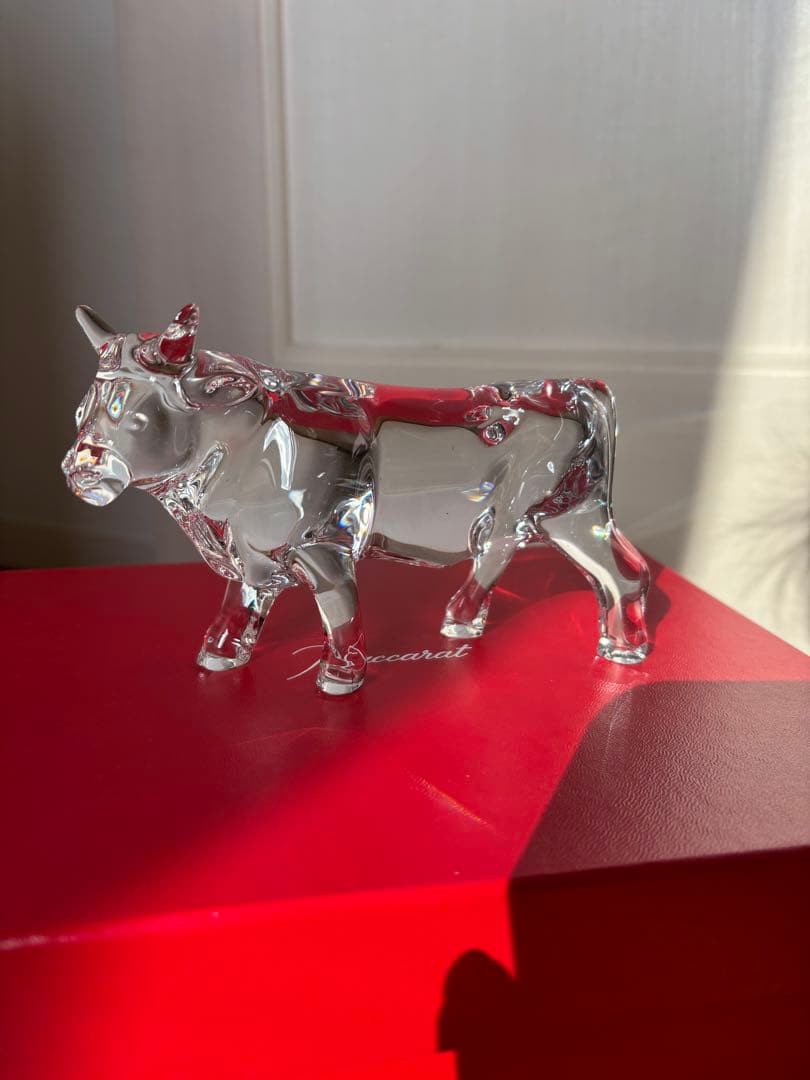 Baccarat クリスタルガラス 牛 置物　干支