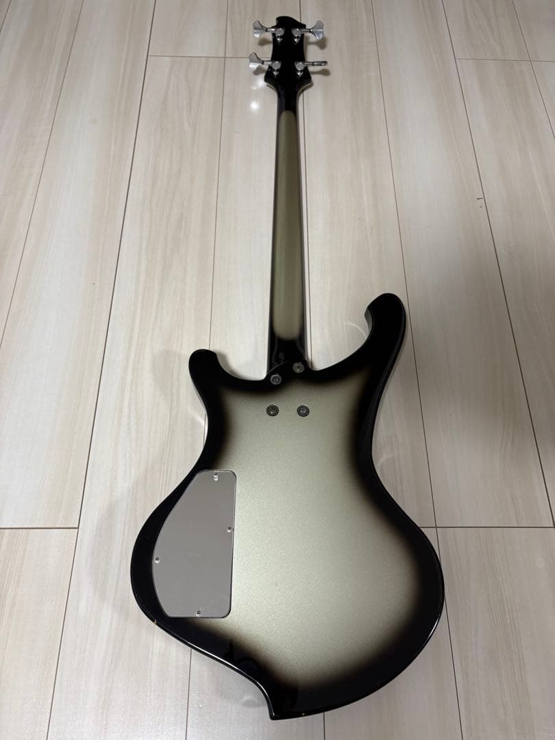 ベース FERNANDES KRS-TRUTH Janne Da Arc ka-yu