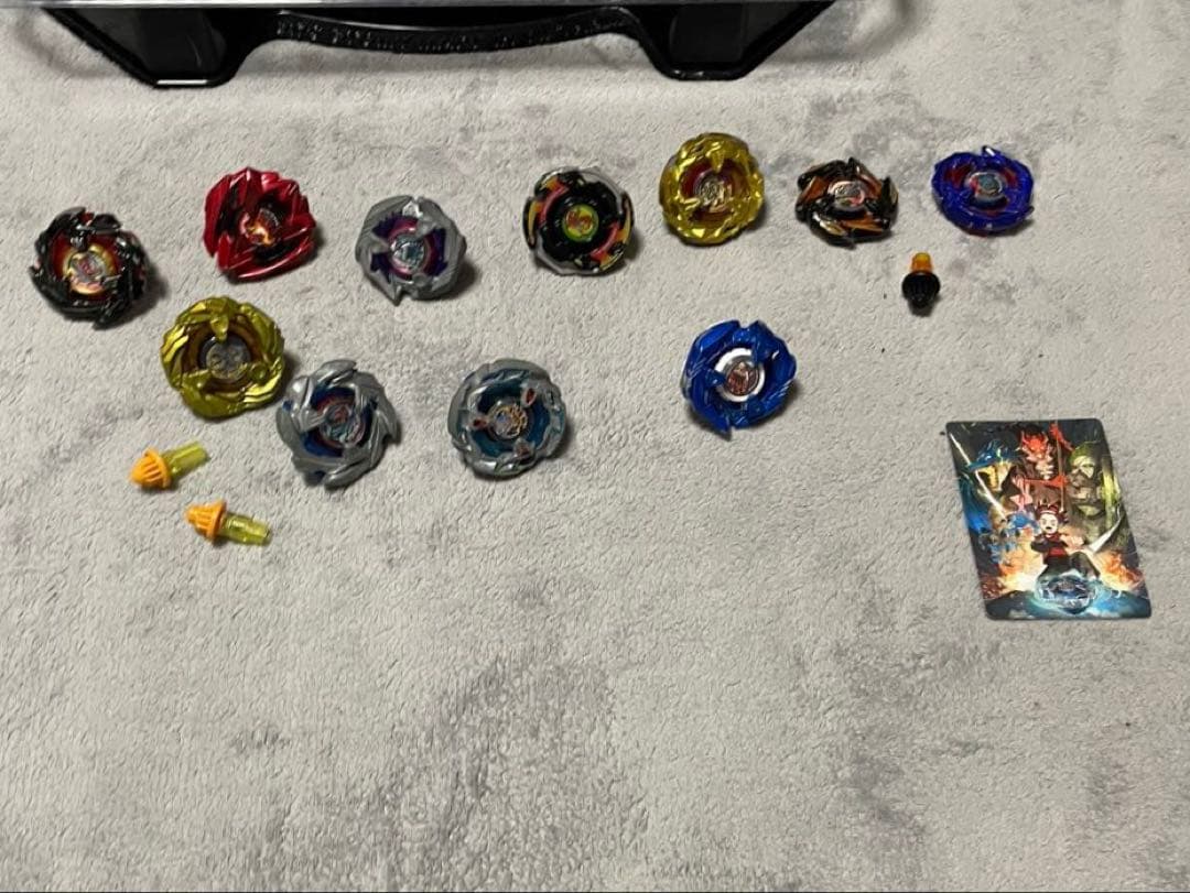 ベイブレードx引退品 (ばら売り不可)