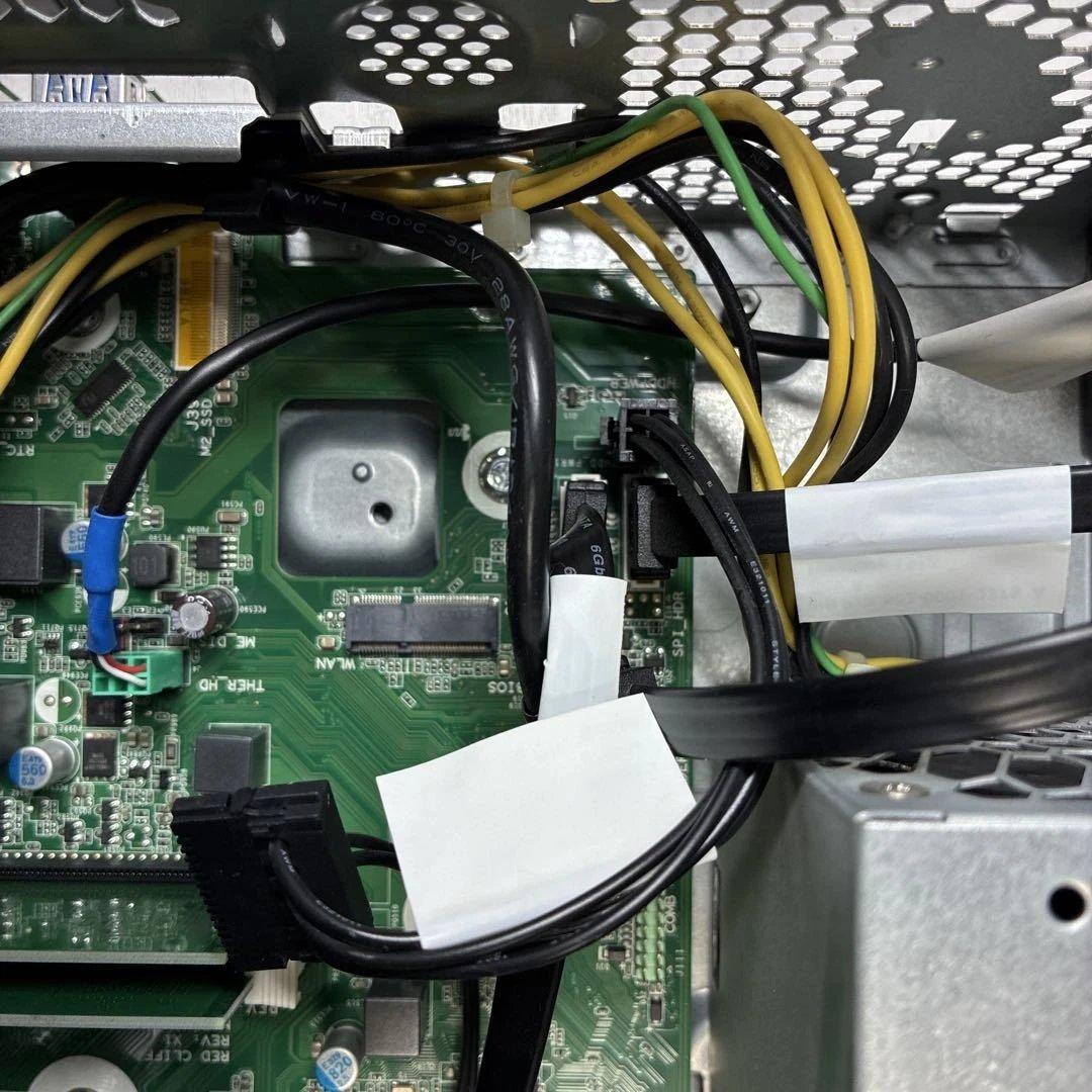 Q3ページ！SATAケーブルプラス！