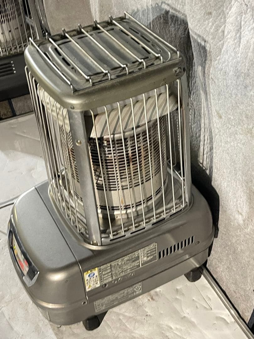 トヨトミ　石油　大型ストーブ　KF-N191 動作品