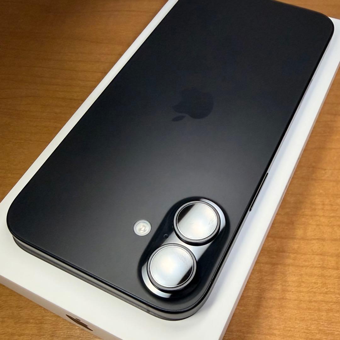 【美品】iPhone 16Plus 128GB SIMフリー 最大容量97%