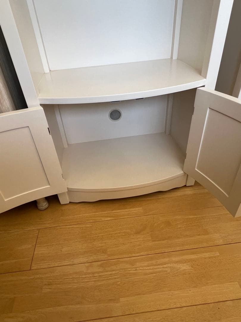 リリーホワイトリリージョンブックシェルフ本棚扉付き