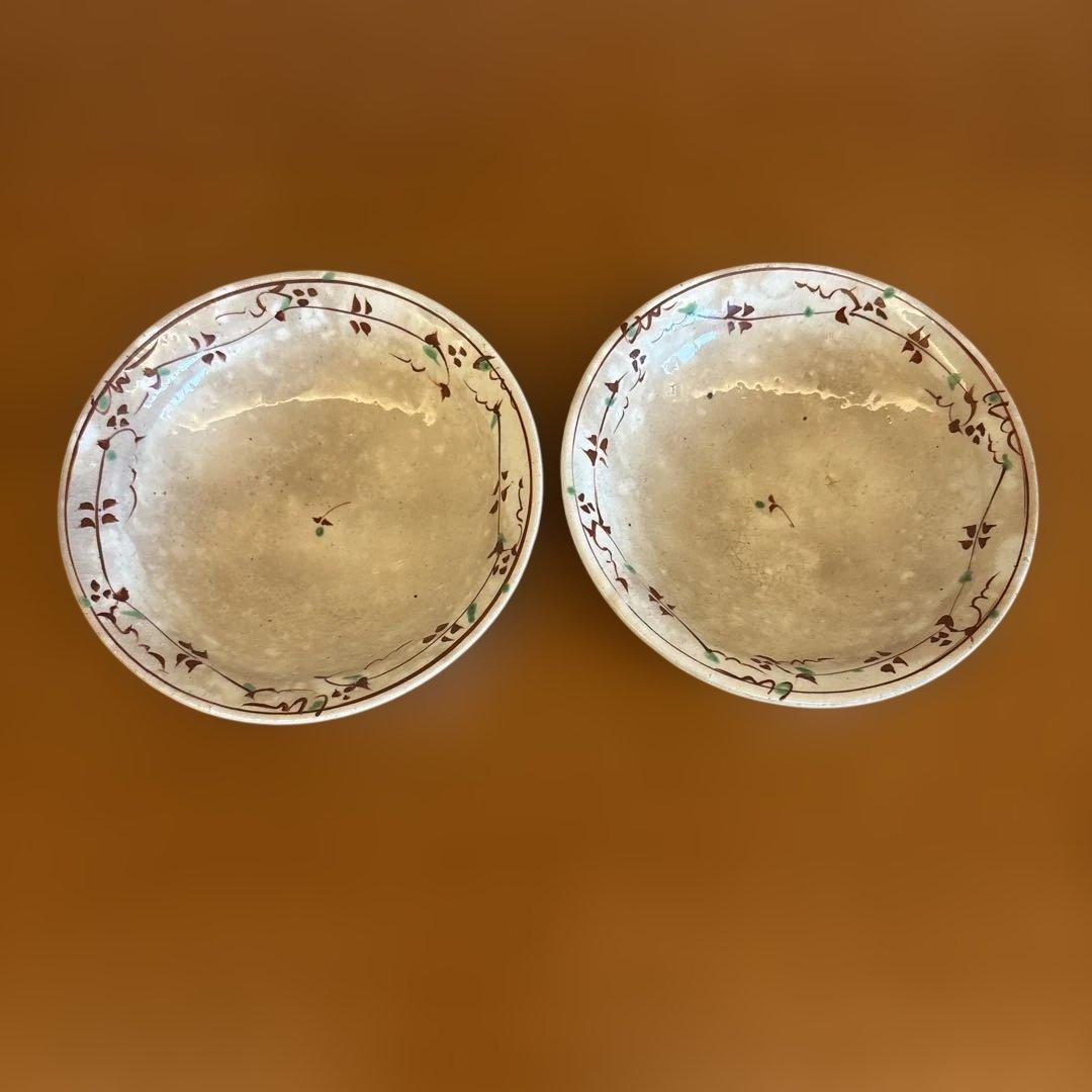 藤田佳三氏作 赤絵花柄装飾の鉢2個セット