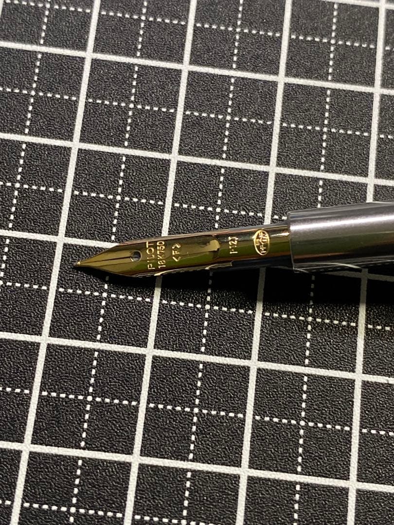 PILOT CAPLESS decimo Tourmaline-Pink 万年筆