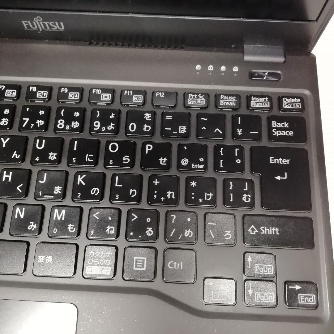 富士通　LIFEBOOK U939/B　Win11　ノートPC　i5 8365U