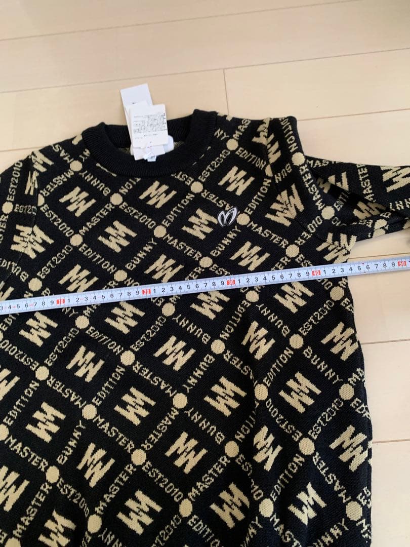 マスターバニーエディション　レディースセーター　新品未使用