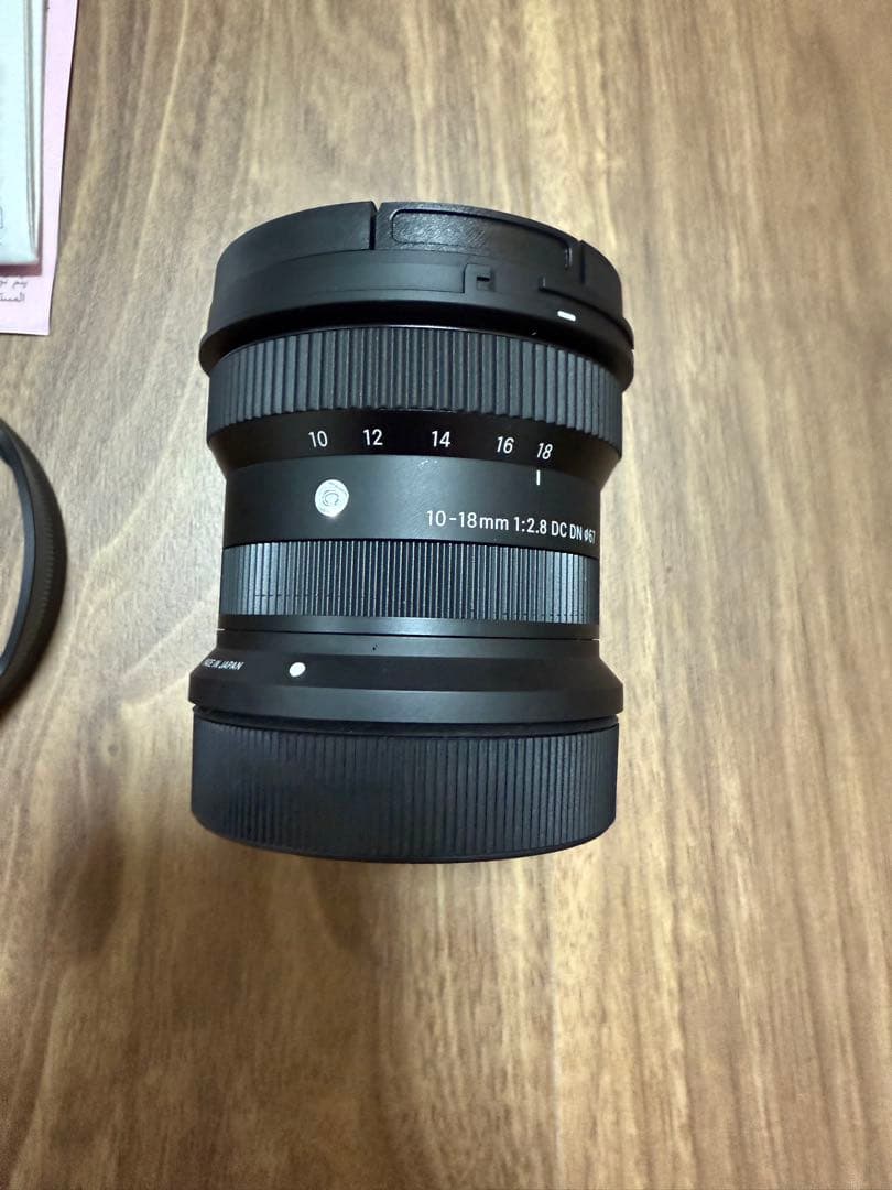 シグマ　Sigma RFマウント レンズ 10-18mm F2.8 dc dn