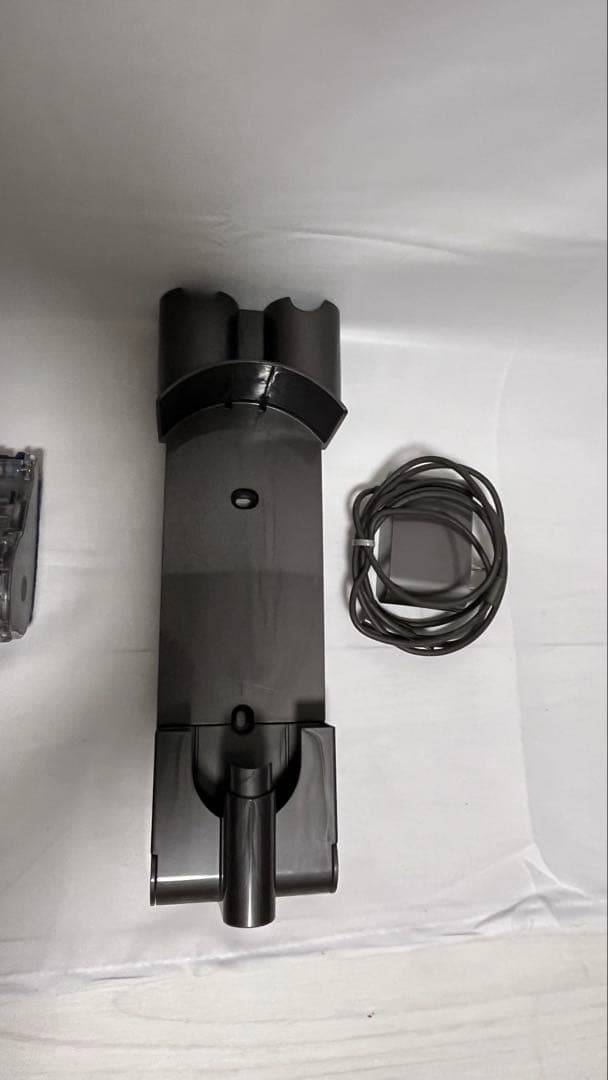 【動作確認済】Dyson V8 Fluffy コードレススティッククリーナー