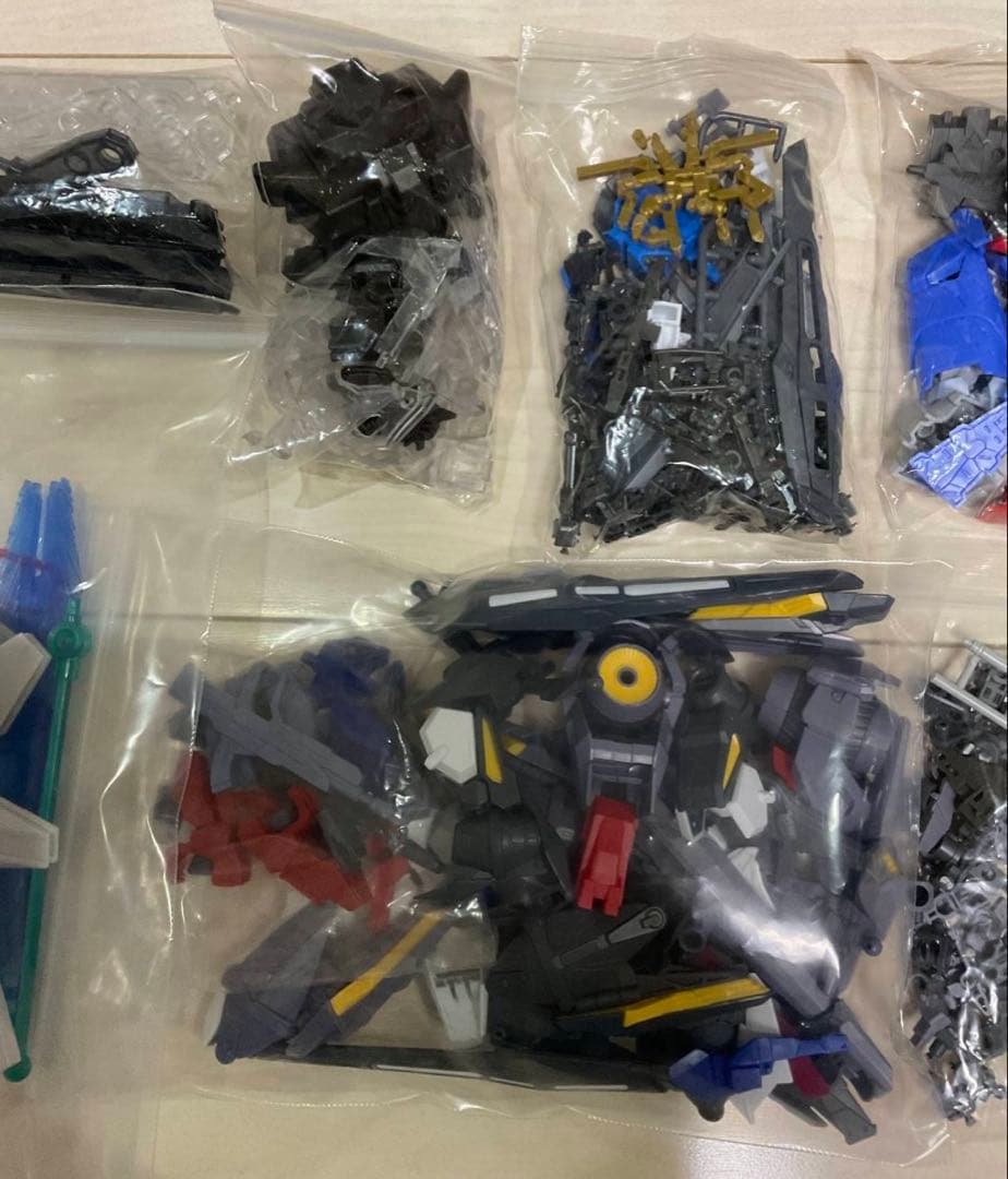 ガンプラ 19体 まとめ売り ジャンク品 その他汎用パーツ付