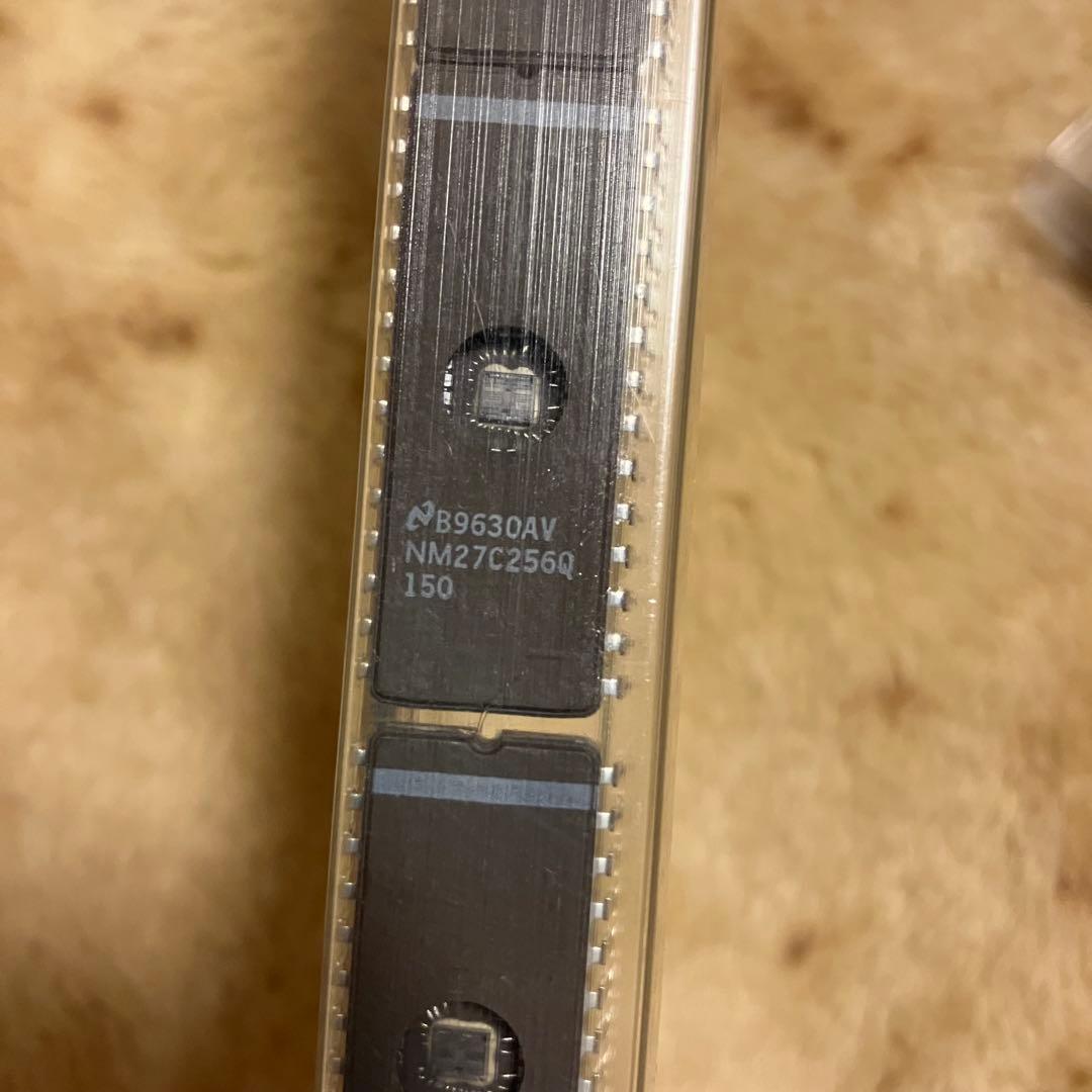 【新品】EP-ROM ナショナルセミコンダクター　NM27C256Q