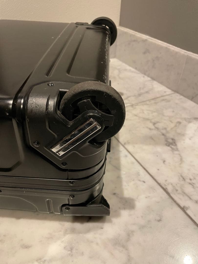 【状態良好】ゼロハリバートン 2輪キャリー アルミニウム　29L PCケース付