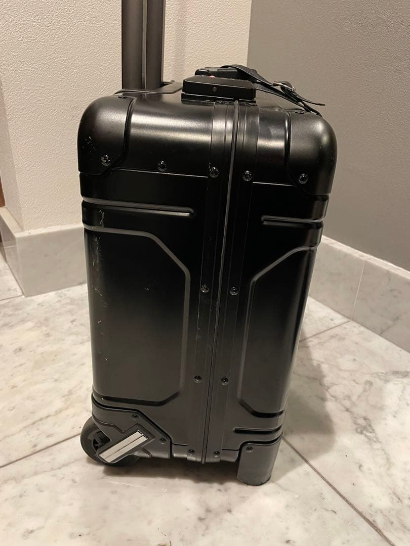 【状態良好】ゼロハリバートン 2輪キャリー アルミニウム　29L PCケース付