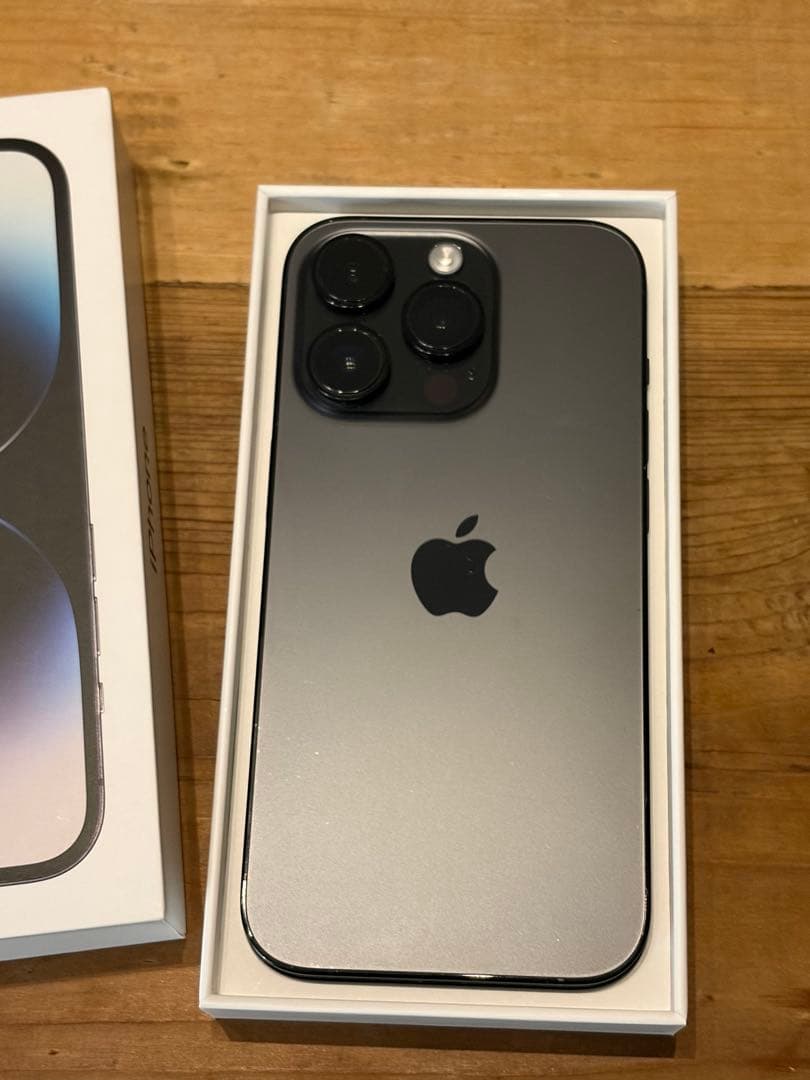 Apple iPhone 14 Pro スペースブラック 本体1TB 極美品‼️‼️