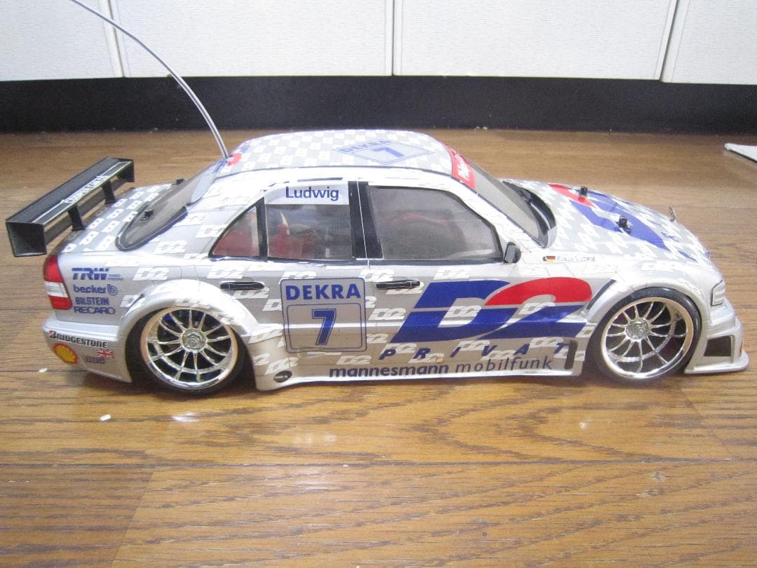 ベンツ ラジコンカー