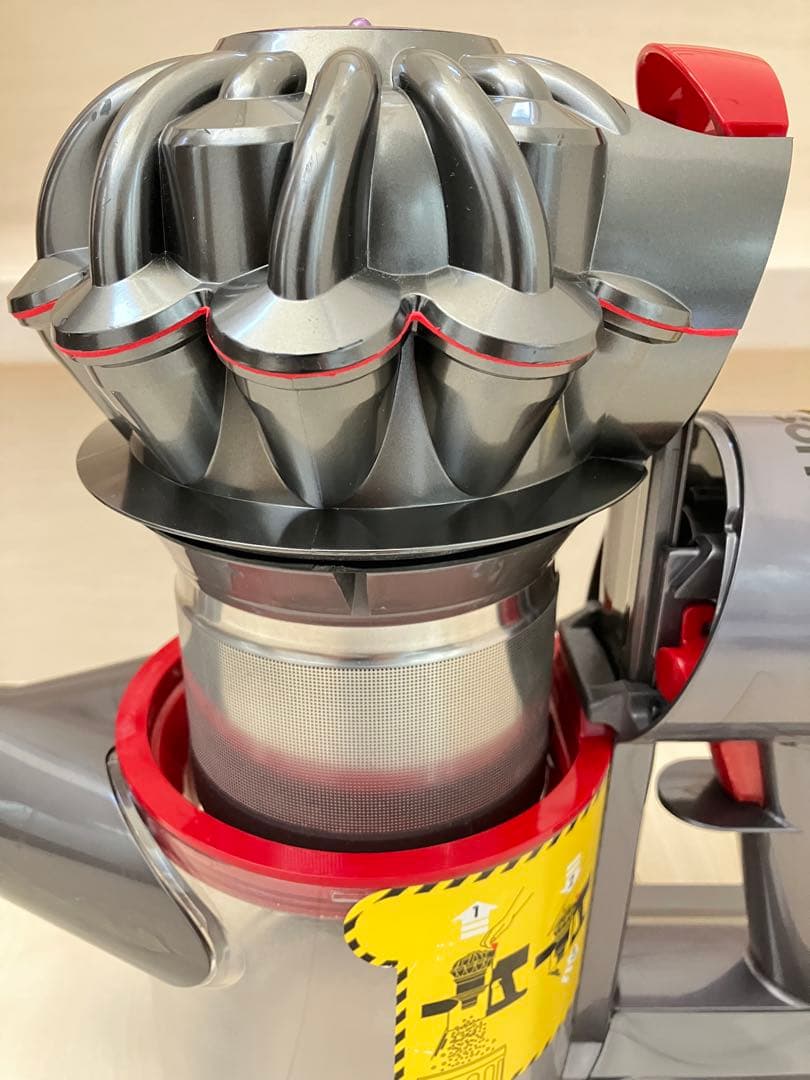 分解清掃済み　ダイソン V8 slim fluffy SV10K