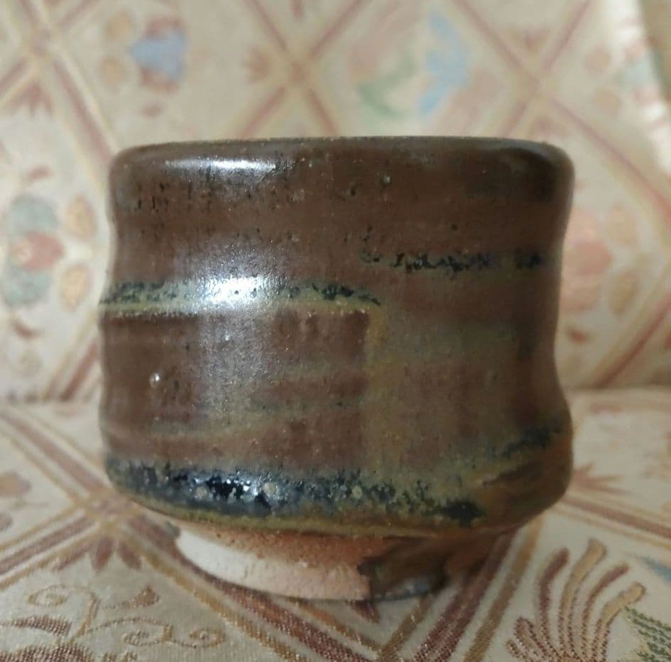 隠迫間穴窯 鉄釉 ぐい呑 G12