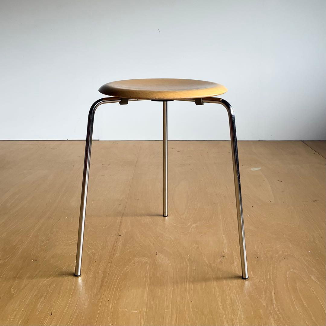 スツール Arne Jacobsen 3170 FRITZ HANSEN