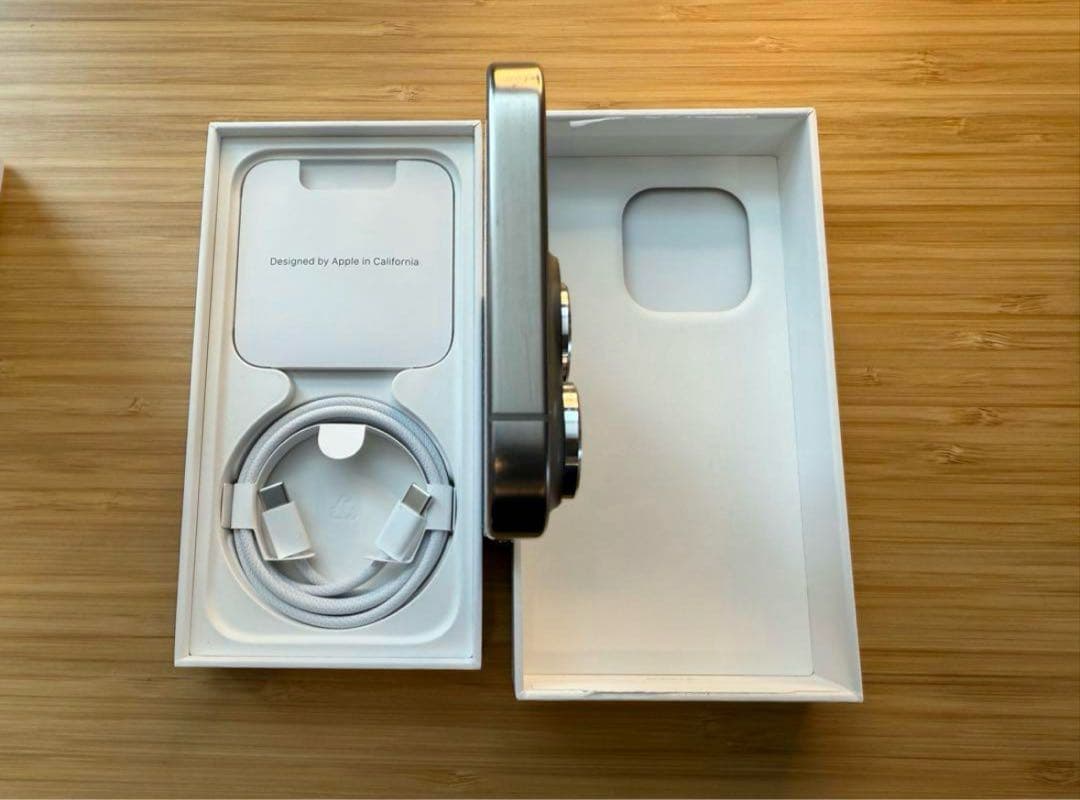 【良品】iPhone15 Pro 256GB SIMフリー