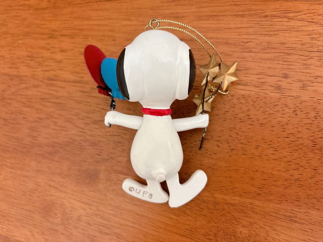 スヌーピー　PEANUTS オーナメント　ルーシー　チャーリーブラウン