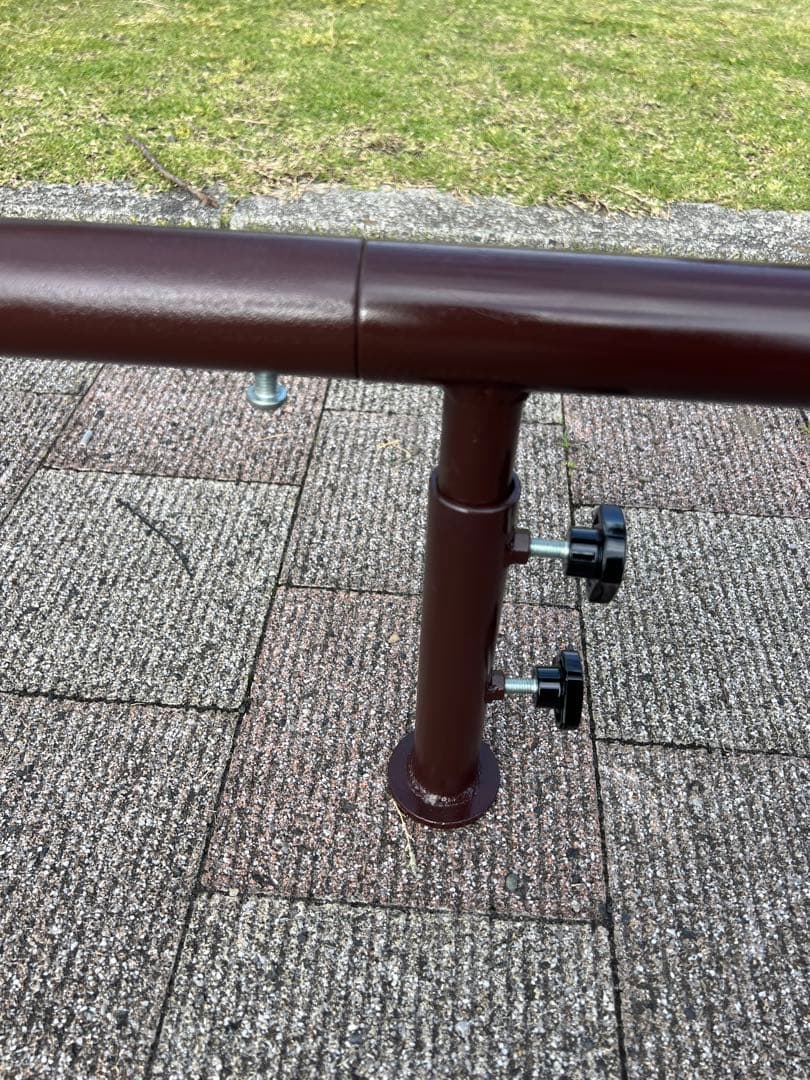 スケートボード用金属レール