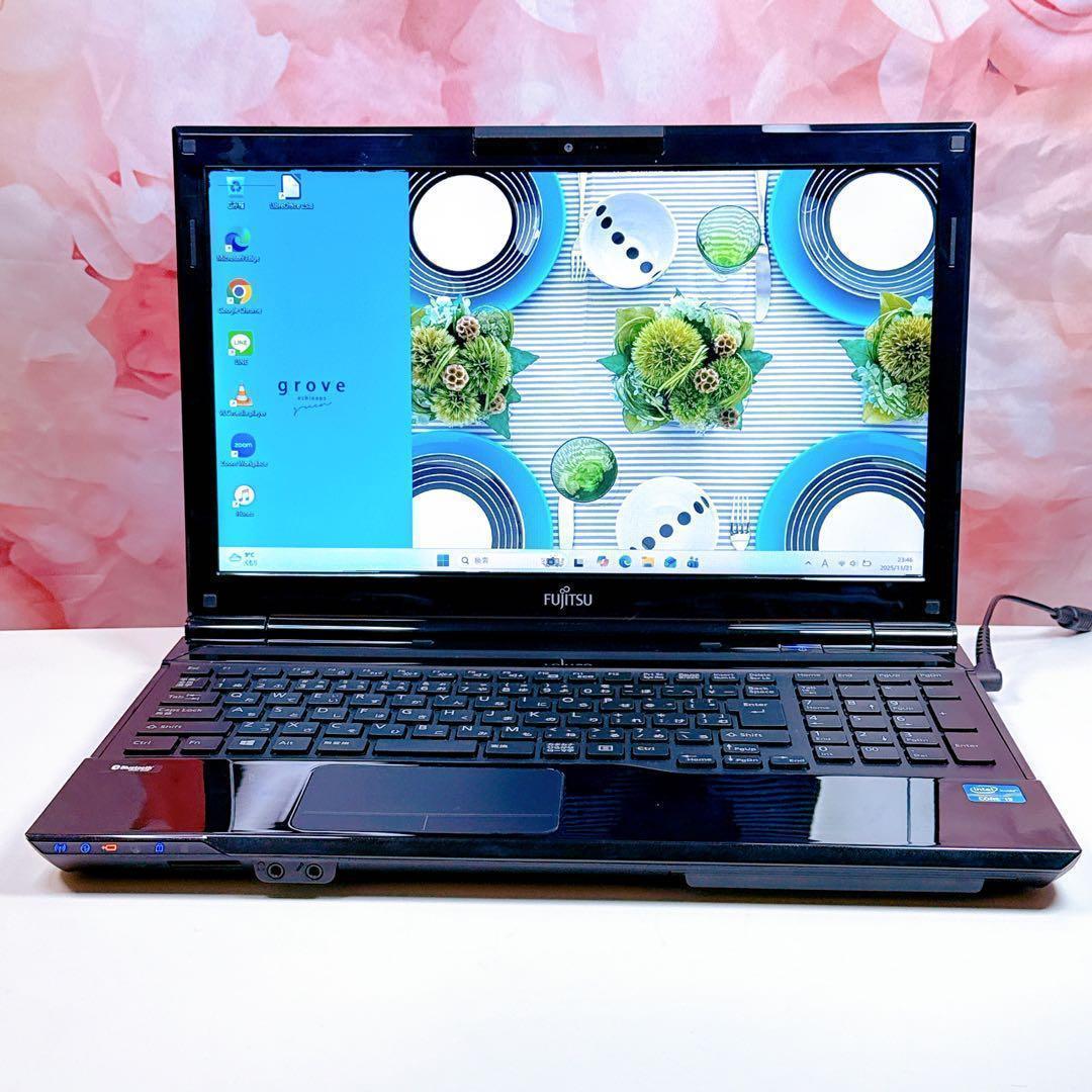 新品SSDで爆速✨windows11 ノートパソコン✨オフィス カメラ 黒