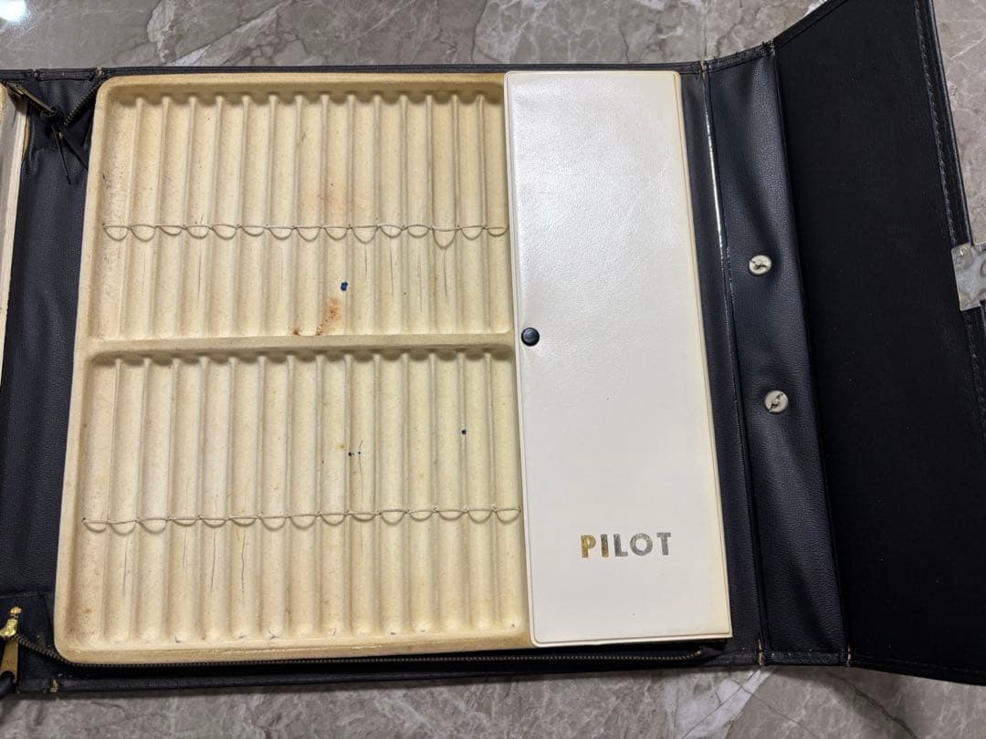 <希少> PILOT 非売品　1960年後期　万年筆　営業ケース　ヴィンテージ
