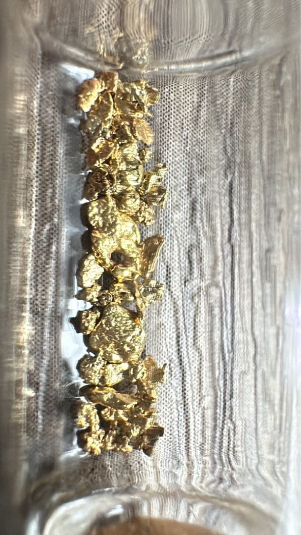 砂金　自然金　大小様々