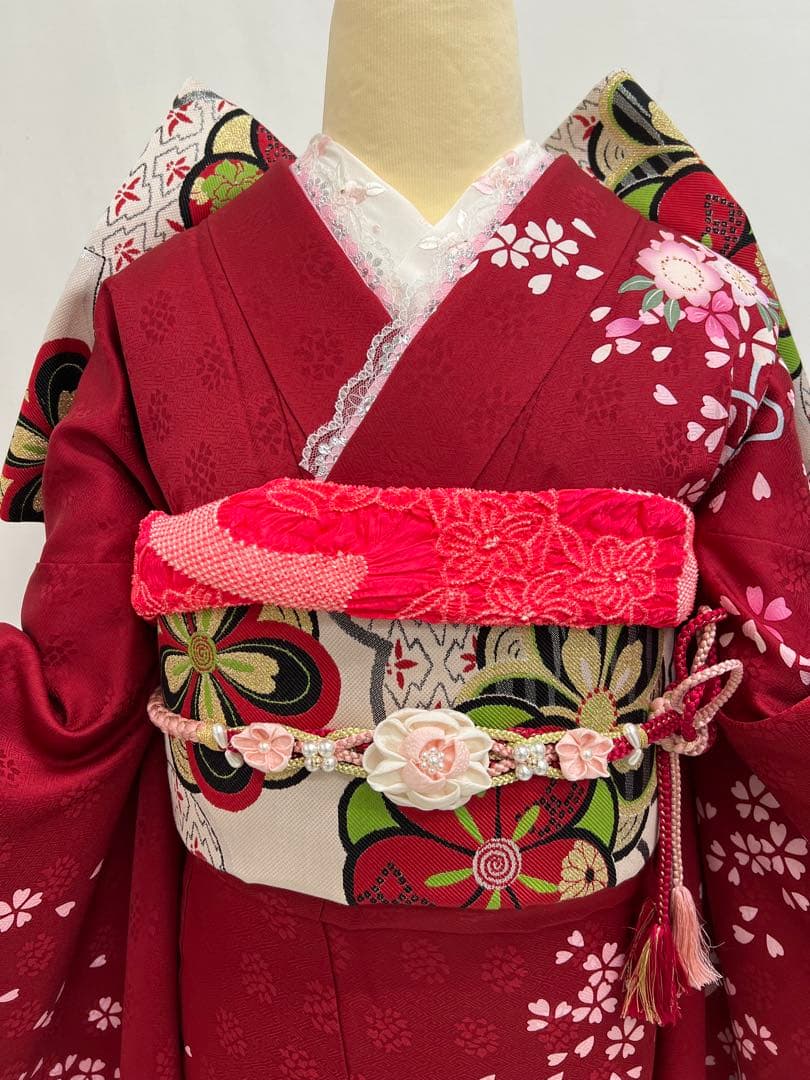 振り袖　フルセット　金彩加工　刺繍入り　長襦袢付　成人式　赤　641